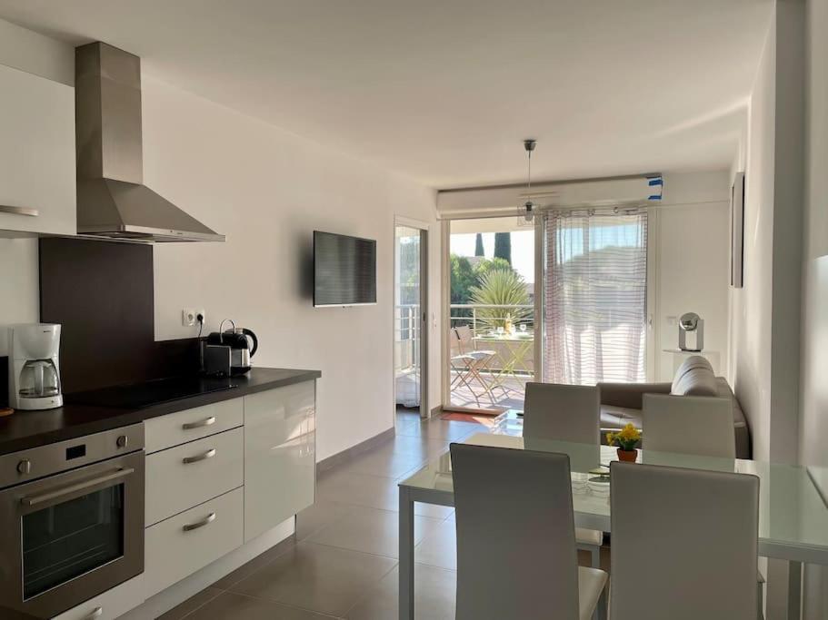 17 - Appartement Neuf, Parking Terrasse Et Jolie Vue Bandol Exteriér fotografie