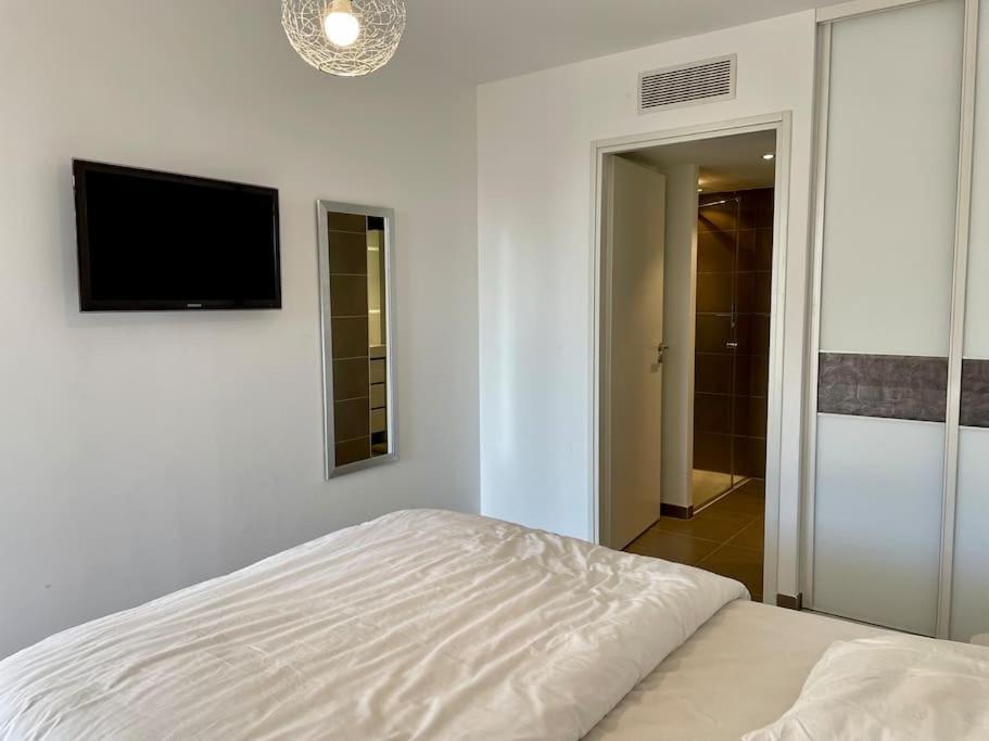 17 - Appartement Neuf, Parking Terrasse Et Jolie Vue Bandol Exteriér fotografie