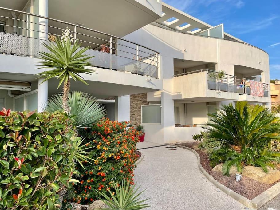 17 - Appartement Neuf, Parking Terrasse Et Jolie Vue Bandol Exteriér fotografie